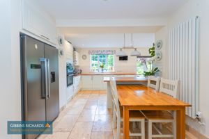 Photo 21- click for photo gallery